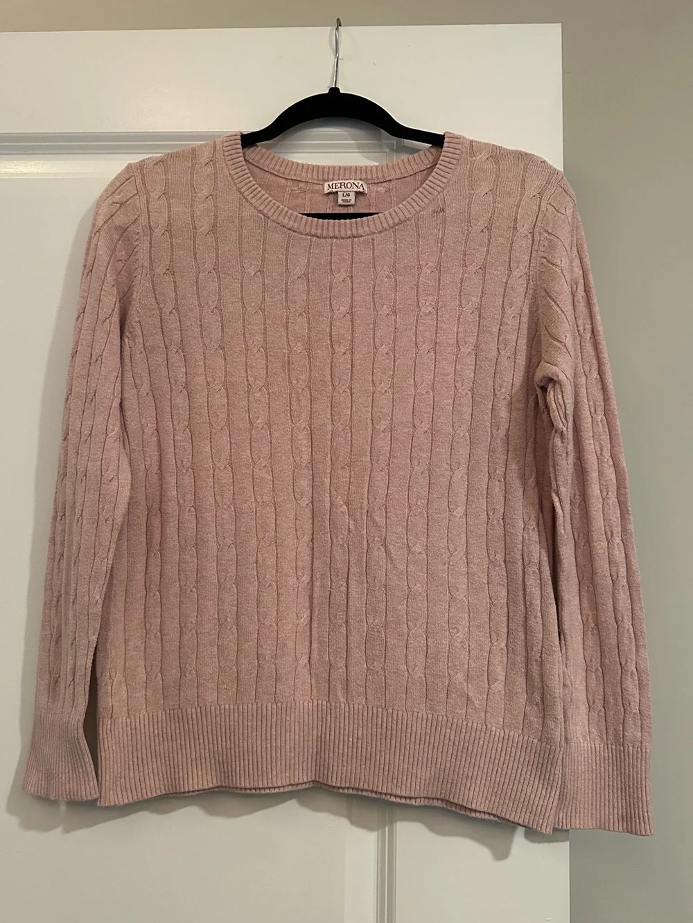 Merona Large Light Pink Cable-Knit Crew Neck Sweater